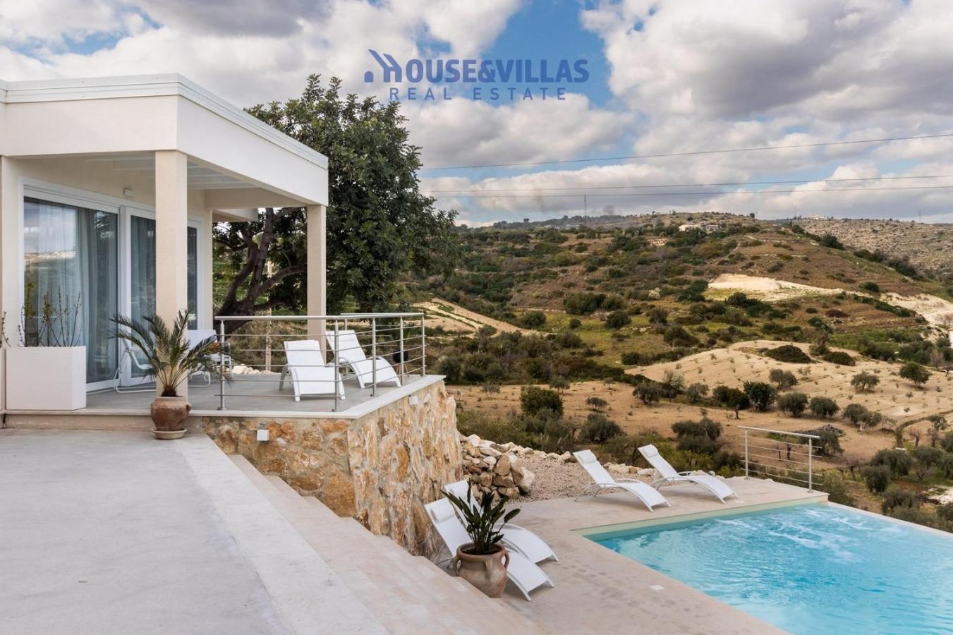 House&Villas - Elaia Bioglam Relais Casa Modica Exteriör bild